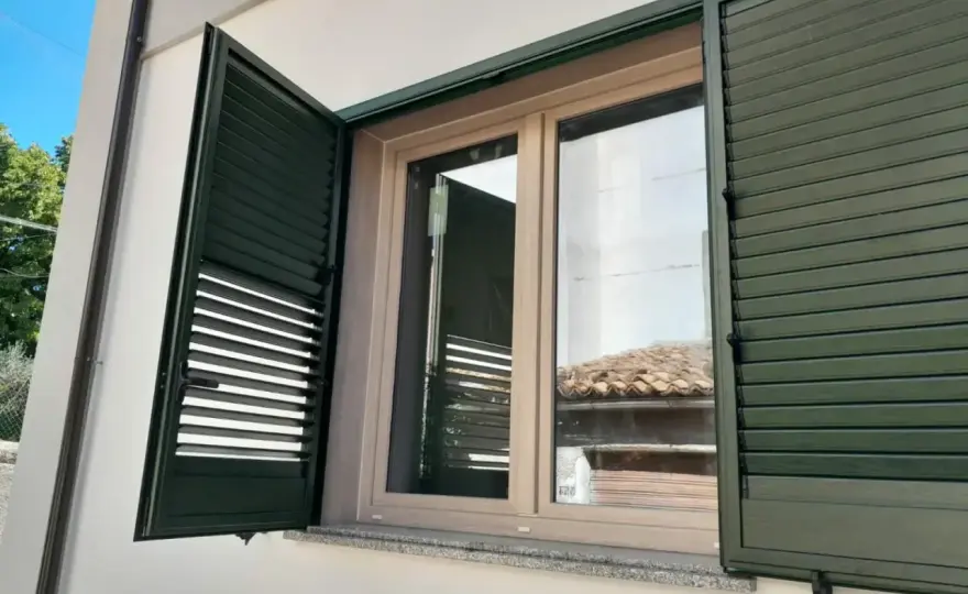 Infissi PVC effetto legno - quali colori scegliere davvero